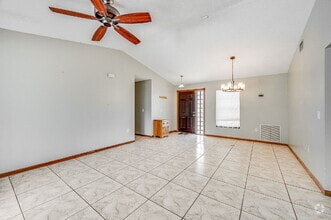 Building Photo - 154 Cinnamon Lake Cir