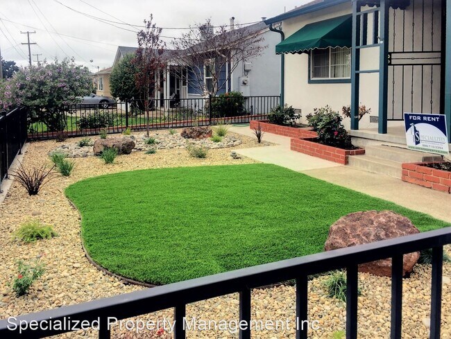 Foto del edificio - 3 br, 1 bath House - 264 Goodrich Street