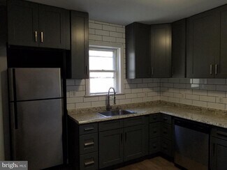 Building Photo - 12 Kerhart Ave