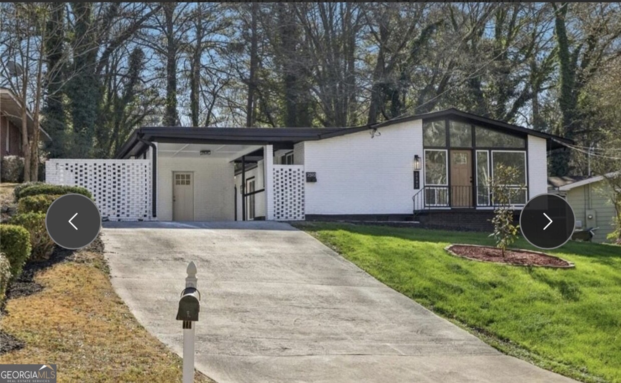 Primary Photo - 2592 Baker Rd NW
