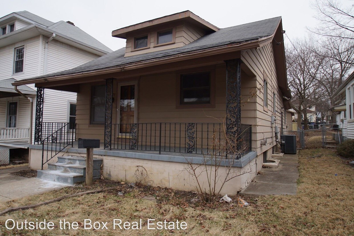 Building Photo - 3 br, 1 bath House - 1030  Pritz