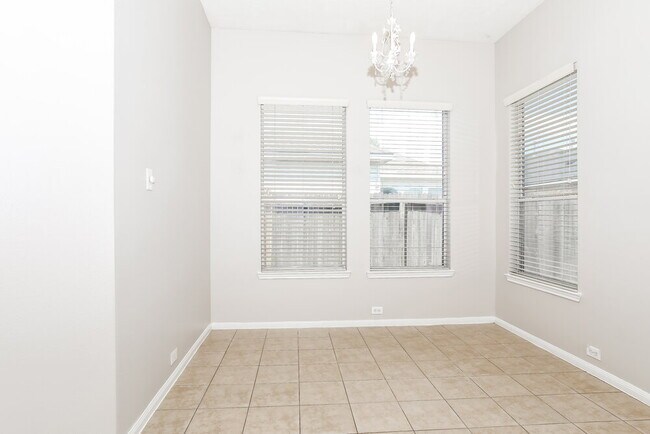 Foto del edificio - 3442 Rainshore Dr