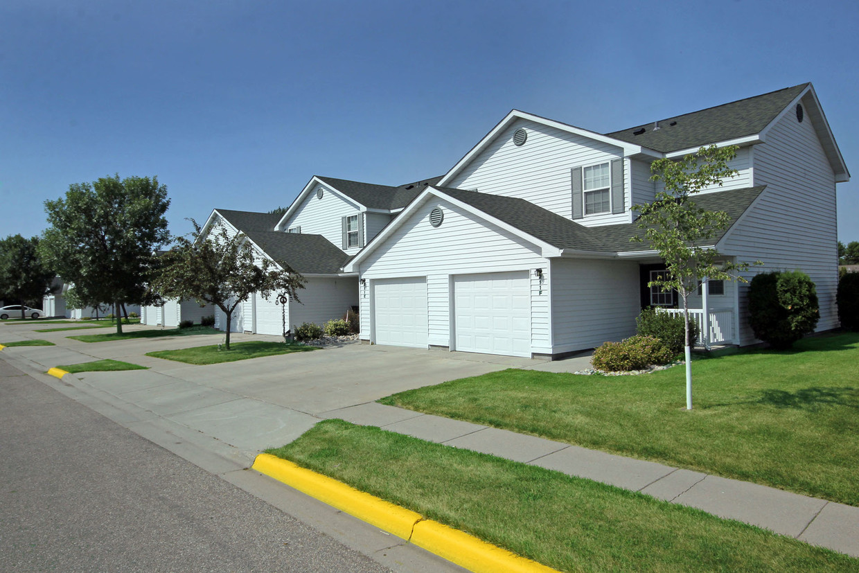 Foto principal - Crookston Townhomes