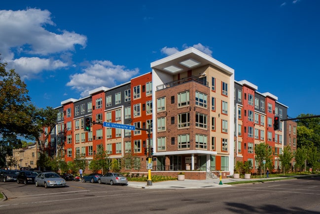 The Knoll Dinkytown - The Knoll Dinkytown Apartments