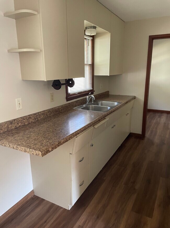 Foto del edificio - 515 3rd St NE
