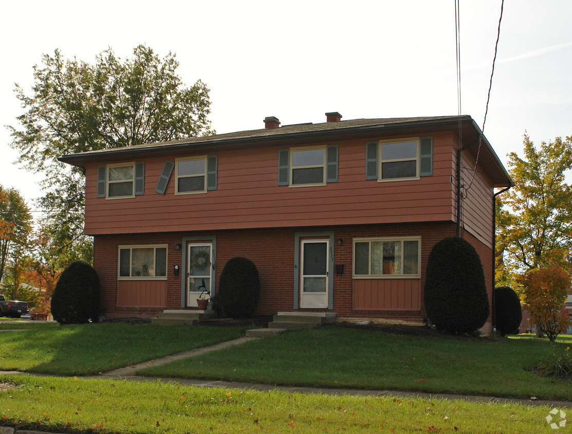 Building Photo - Jamestown Village