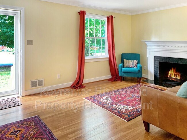 Foto del edificio - 4806 Stuart Ave