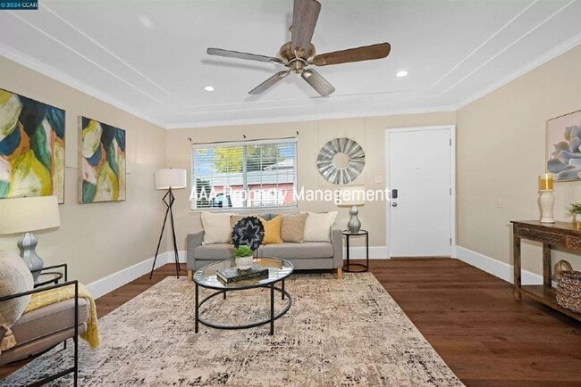 Building Photo - Concord Fully renovated 2 bedroom 1 bathro...