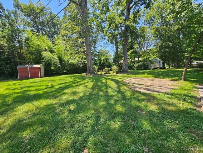 Foto del edificio - 6947 Montauk Dr