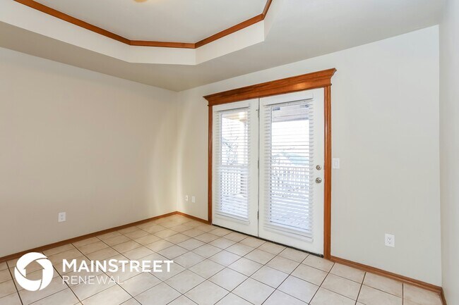 Foto del edificio - 1801 Pennington Cir