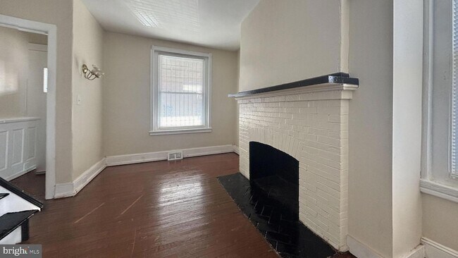 Foto del edificio - 5471 Delancey St