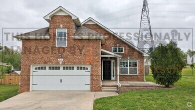 Building Photo - 3031 Outfitters Dr