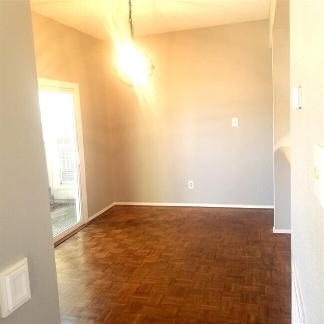 Building Photo - 15903 Alta Mar Dr