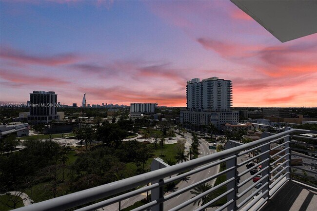Foto del edificio - 1830 Radius Dr