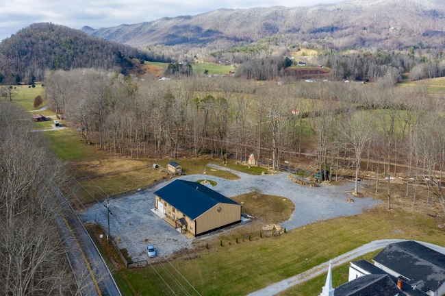 Building Photo - 2353 TN-107