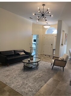 Sala de estar - 10640 Sterling Ridge Way