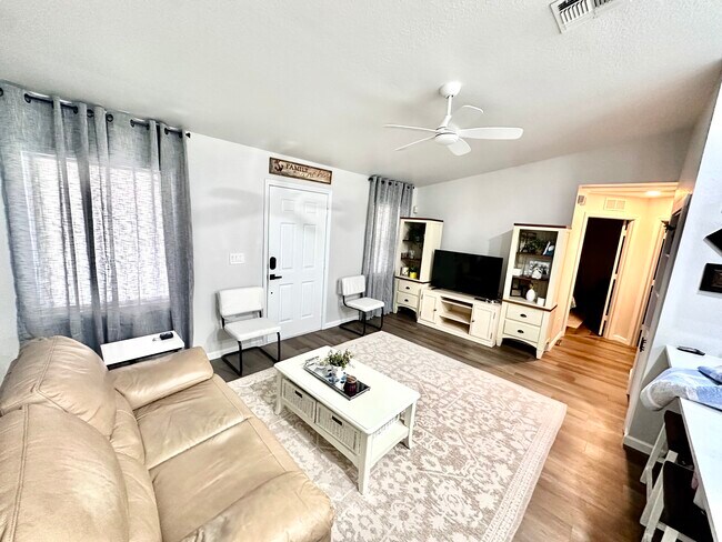 Foto del edificio - 16552 SW 31st Cir