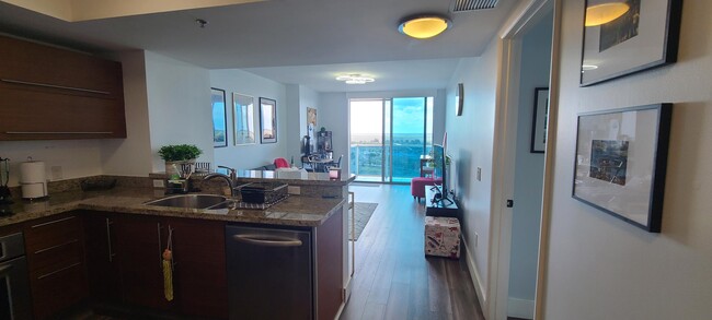 Foto del edificio - 2641 N Flamingo Rd