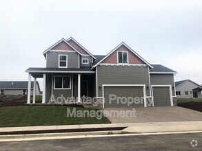 Building Photo - 5836 NE Chandra Ct