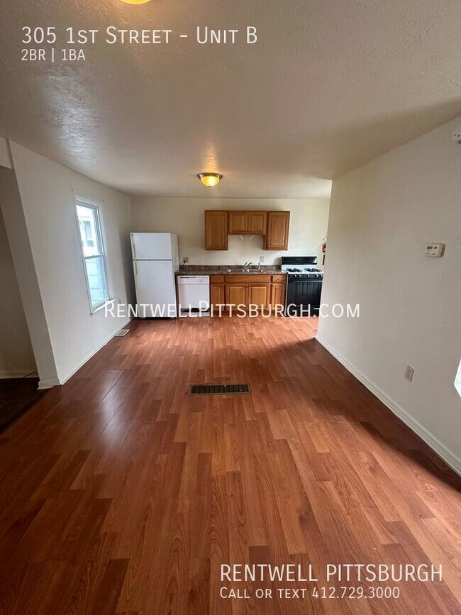 Building Photo - 2 Bedroom Duplex in California