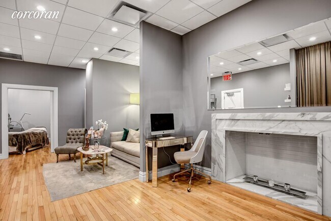 Foto del edificio - 9 E 62nd St