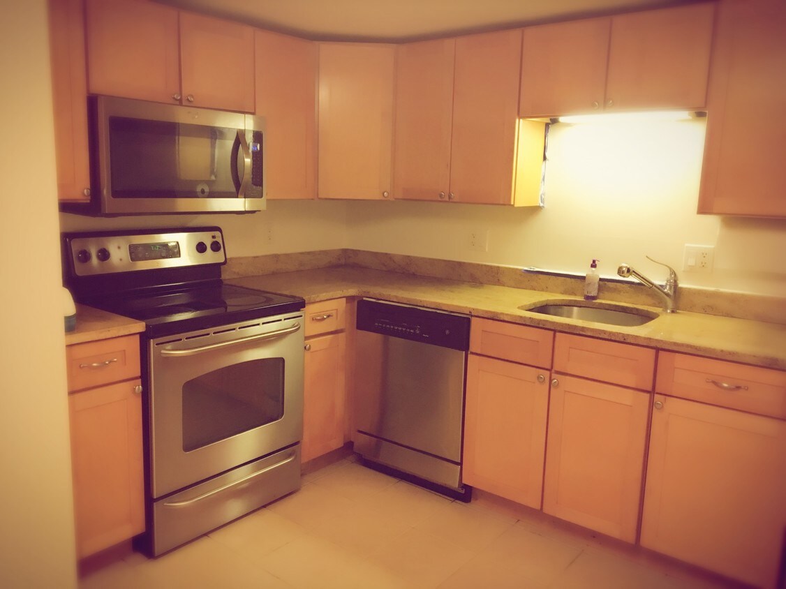 870 Haverhill St, Rowley, MA 01969 Apartments in Rowley, MA