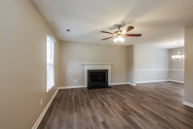 Building Photo - 4204 Hounds Run Dr