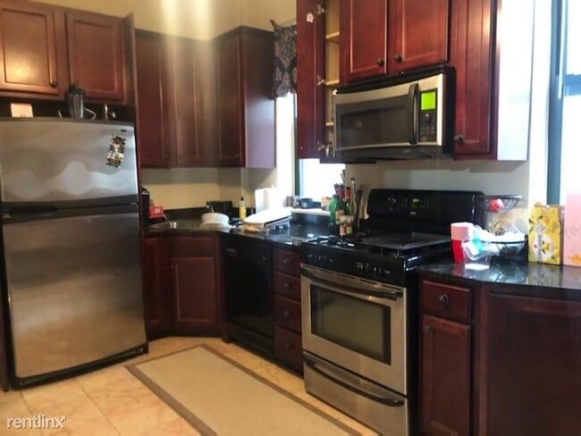 Building Photo - 2 br, 1 bath Apartment - 2654 N. Ashland