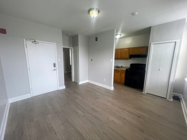 Photo - 1309 W Allegheny Ave Apartment