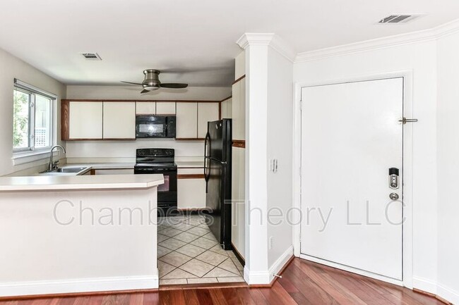 Foto del edificio - 11729 Summerchase Cir