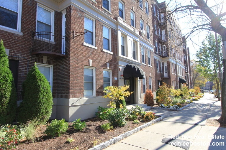 Photo - 127 Washington St. Unit 1