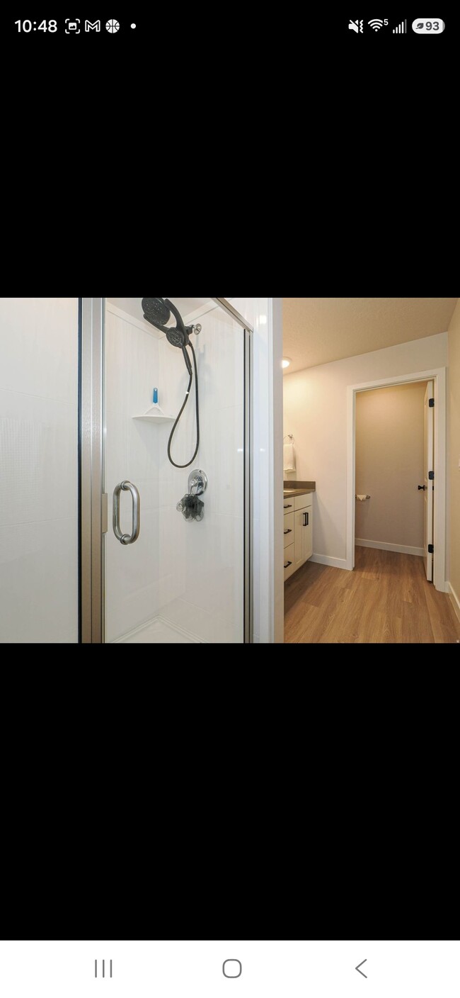 Foto del edificio - 2061 N Chianti St