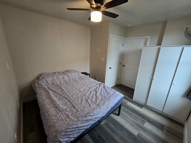 Building Photo - 5305 Santa Margarita St