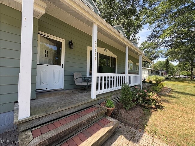 Building Photo - 34371 Puth Dr