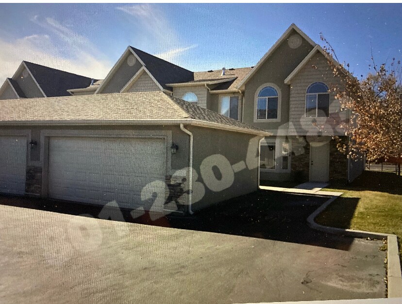 114 S Tamarak Cir, Lehi, UT 84043 Townhome Rentals in Lehi UT