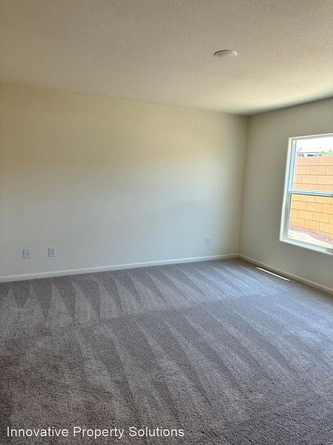 Building Photo - 3 br, 2 bath House - 2432 River Valley Circle
