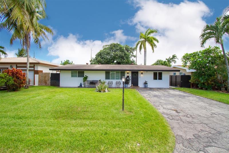 Foto principal - 7700 NW 15th St