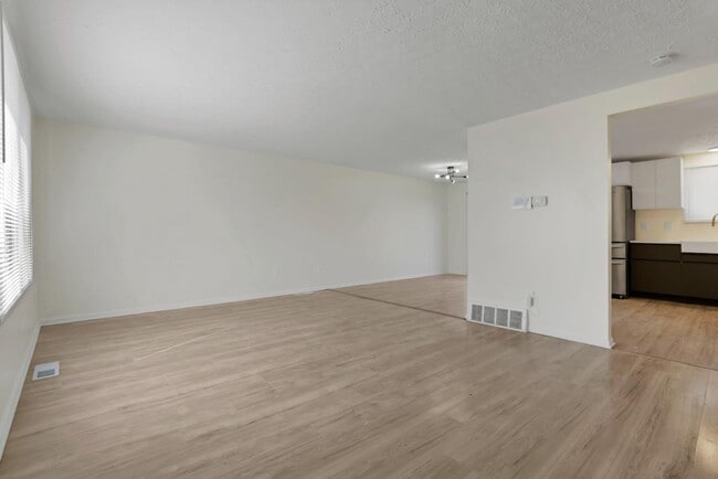 Building Photo - 6486 Ethan Dr