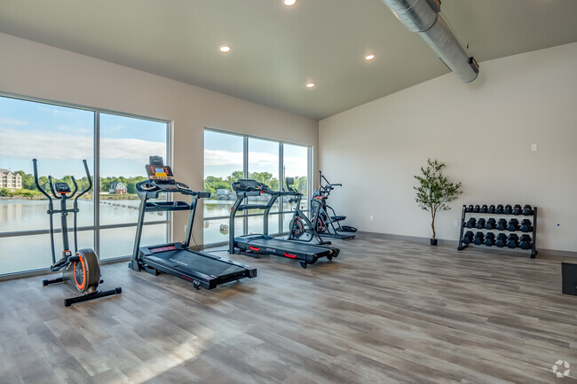 Resident Only Fitness Center - THE CURRENT of the Fox Kimberly