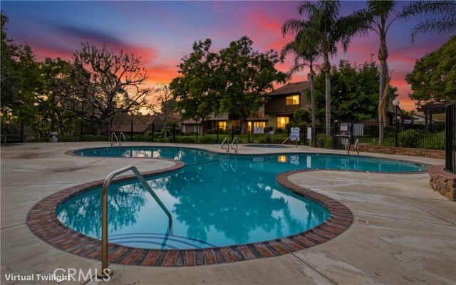 Foto del edificio - 1298 Tarryglen Ln