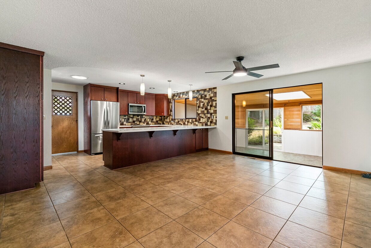 Foto principal - 1250 Racine St