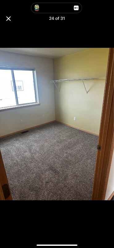 Foto del edificio - 803 E Riggs St