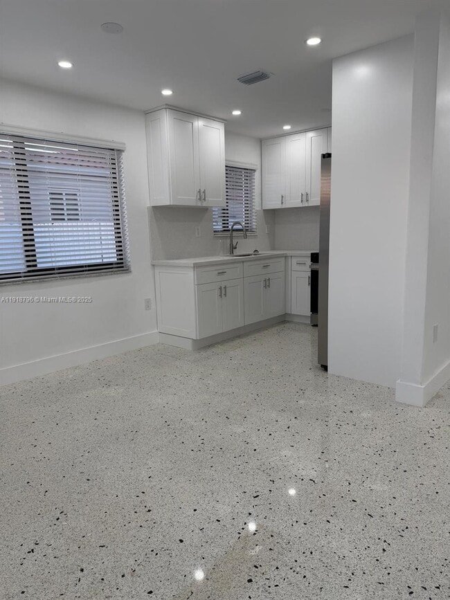 Foto del edificio - 5131 NW 4th St