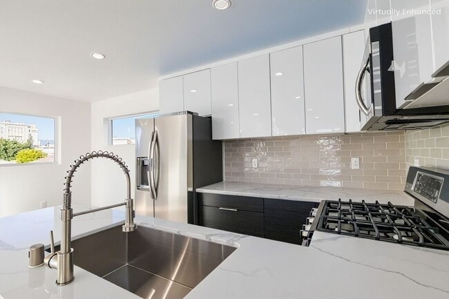 Building Photo - 148 S Madison Ave