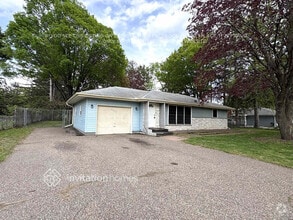 Building Photo - 6432 Hampshire Ave N