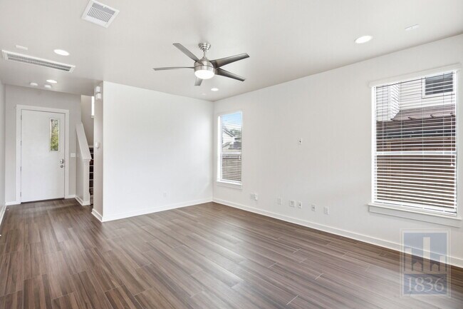 Foto del edificio - 3109 Corbin Ln