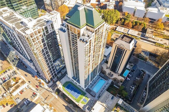 Foto del edificio - 1280 W Peachtree St NW