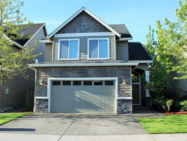 Beautiful 4BD, 2.5BA home located in the desirable Gilham Neighborhood! PICTURES COMING SOON! - Beautiful 4BD, 2.5BA home located in the desirable Gilham Neighborhood! PICTURES COMING SOON!