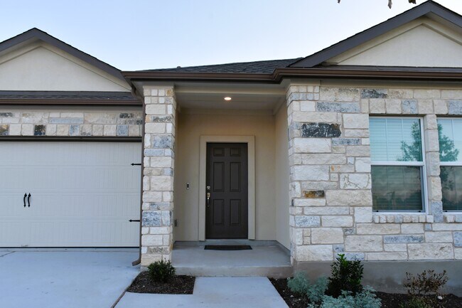 Building Photo - 1217 Toyah Dr