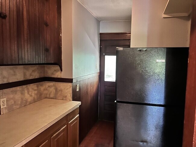 Building Photo - 308 Fairmount St